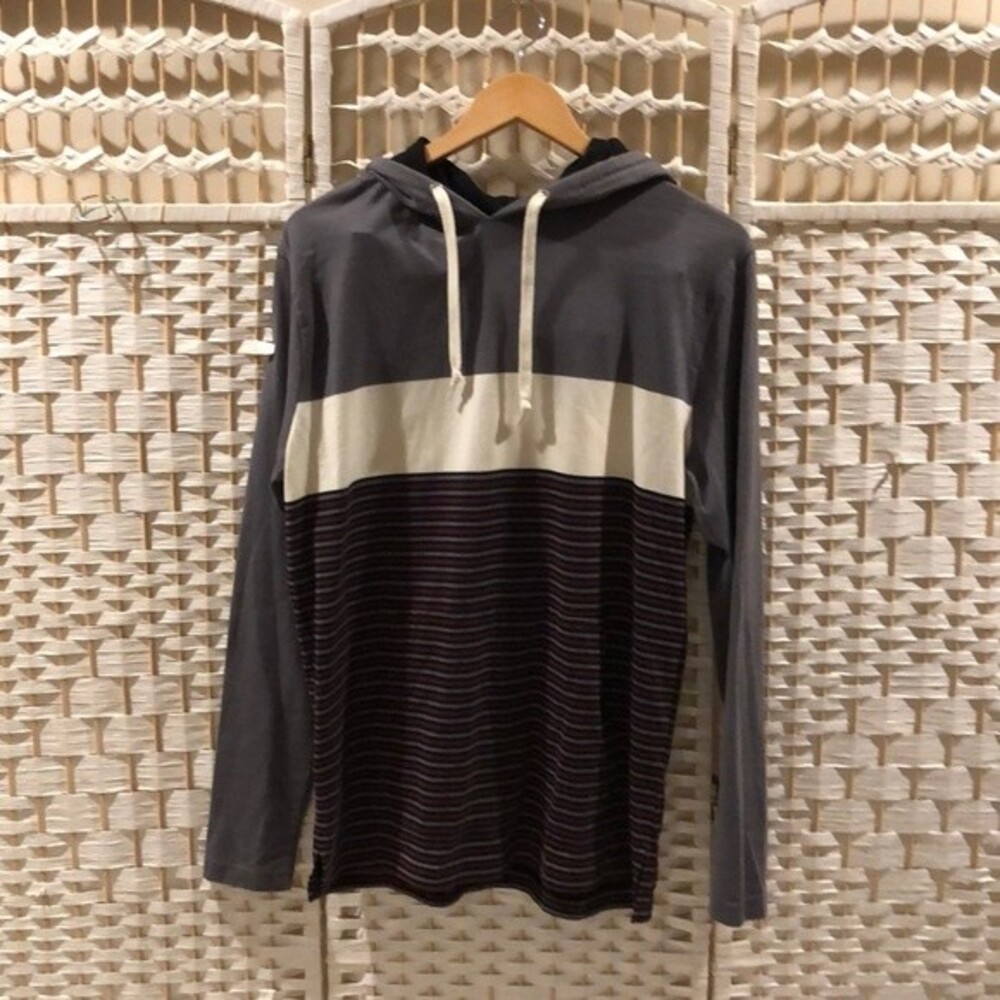 Zine Hooded Long Sleeve T Shirt with Front Pouch Pocket Size Small